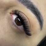 خدمات تخصصی اکستنشن مژه ندا عامری