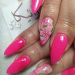 خدمات ناخن راییکا