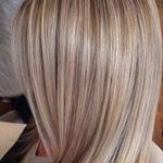 سالن آرایش و زیبایی رویا