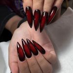 خدمات تخصصی کاشت و طراحى ناخن دان