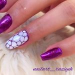 آموزش وخدمات کاشت ناخن راضیه