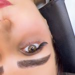 اکستنشن مژه لیفت مژه خدمات لایق چشمان تو