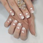 آموزشگاه و سالن زیبایی آنالی