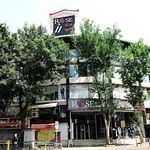 مرکز خرید پوشاک رز
