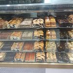 کیک و شیرینی رز