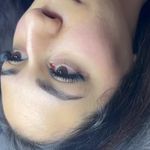 خدمات مژه و اکستنشن مژه آزاده خانزاده
