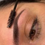 مرکز تخصصی میکروبلیدینگ، اسکالپ و ریموو بانو زهرا مطوریان