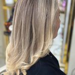 سالن زیبایی تخصصی غرب تهران منیره صمدی