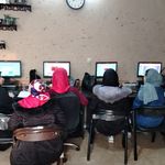 آموزشگاه وآموزش کامپیوترو حسابداری  آیین