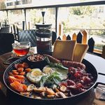 کافه رستوران فروهر