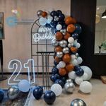 گل آرایی و‌ بادکنک آرایی در کرج و تهران