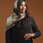 گالری شال و روسری عطرا