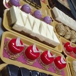 قنادی مینا
