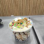 بستنی فروشی عرفان