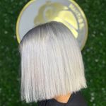 آموزشگاه وآرایشگاه زنانه vip مهتاب کریمی