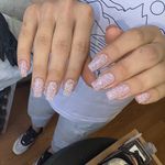 خدمات تخصصی ناخن نگین