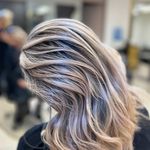 سالن زیباییVIP شقایق صابر