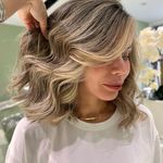 آرایشگاه زنانه لاویرو (ولنجک)
