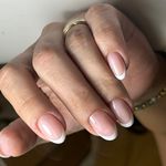 خدمات تخصصی ناخن و پدیکور و آموزش جامع