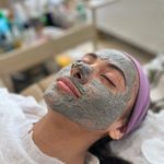 سالن زیبایی ریوا