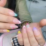 خدمات تخصصی ناخن نیلوفر