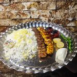 رستوران و فست فود پدیده