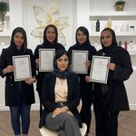 مرکز تخصصی کاشت ناخن مهدیه طاهری