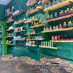 گالری و بازرگانی عطرانه