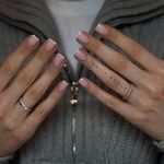 سالن تخصصى كاشت ناخن و مژه مهسا ميرواسع