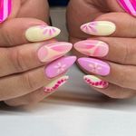 سالن کاشت ناخن الی