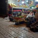 میوه و سبزی فروشی صادقی