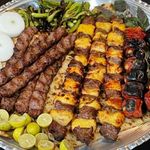 تهیه غذا آنا