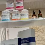 مرکز تخصصی فیشال و پوست حدیث