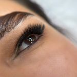 خدمات تخصصی اکستنشن مژه نایرا خداوردیان
