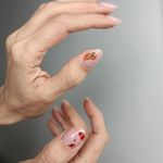 خدمات تخصصی کاشت و ترمیم ناخن