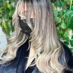 خانه رنگ مو و احیا افسانه