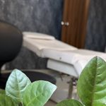 کلینیک زیبایی آلفا دکتر اسلام زاده