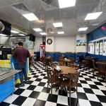 رستوران دریایی مرد ماهی‌گیر شعبه اندرزگو