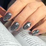 مرکز تخصصی کاشت ناخن شبنم