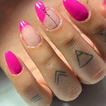 مرکز تخصصی کاشت ناخن شبنم