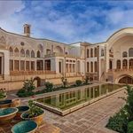 خانه و هتل تاریخی منوچهری