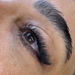 خدمات تخصصی اکستنشن مژه ندا عامری