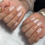 خدمات تخصصی کاشت و طراحى ناخن دان