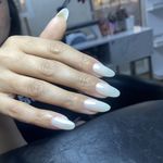 کاشت ناخن فقط۳۳۰+ژلیش رایگان