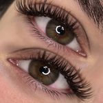 خدمات تخصصی اکستنشن مژه و لیفت