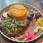 سفره خانه و رستوران سنتی شب نشین