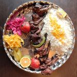 سفره خانه و رستوران سنتی شب نشین