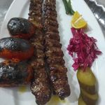 رستوران سنتی نسترن