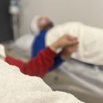خدمات تخصصی پوست (فیشیالیست رویا صالحی)