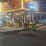 فست فود آوازه